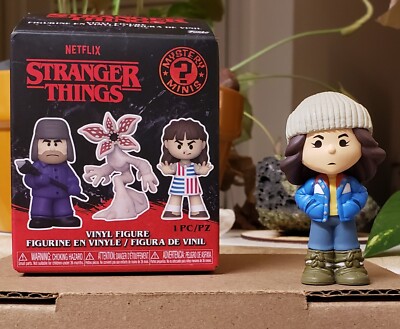 joyce byers funko